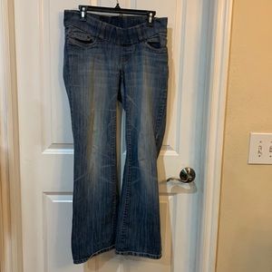 Maternity jeans